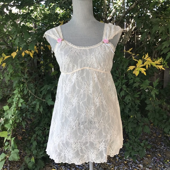 Hillard & Hanson Other - Hilliard & Hanson Cream Nylon Lace Teddy Lingerie
